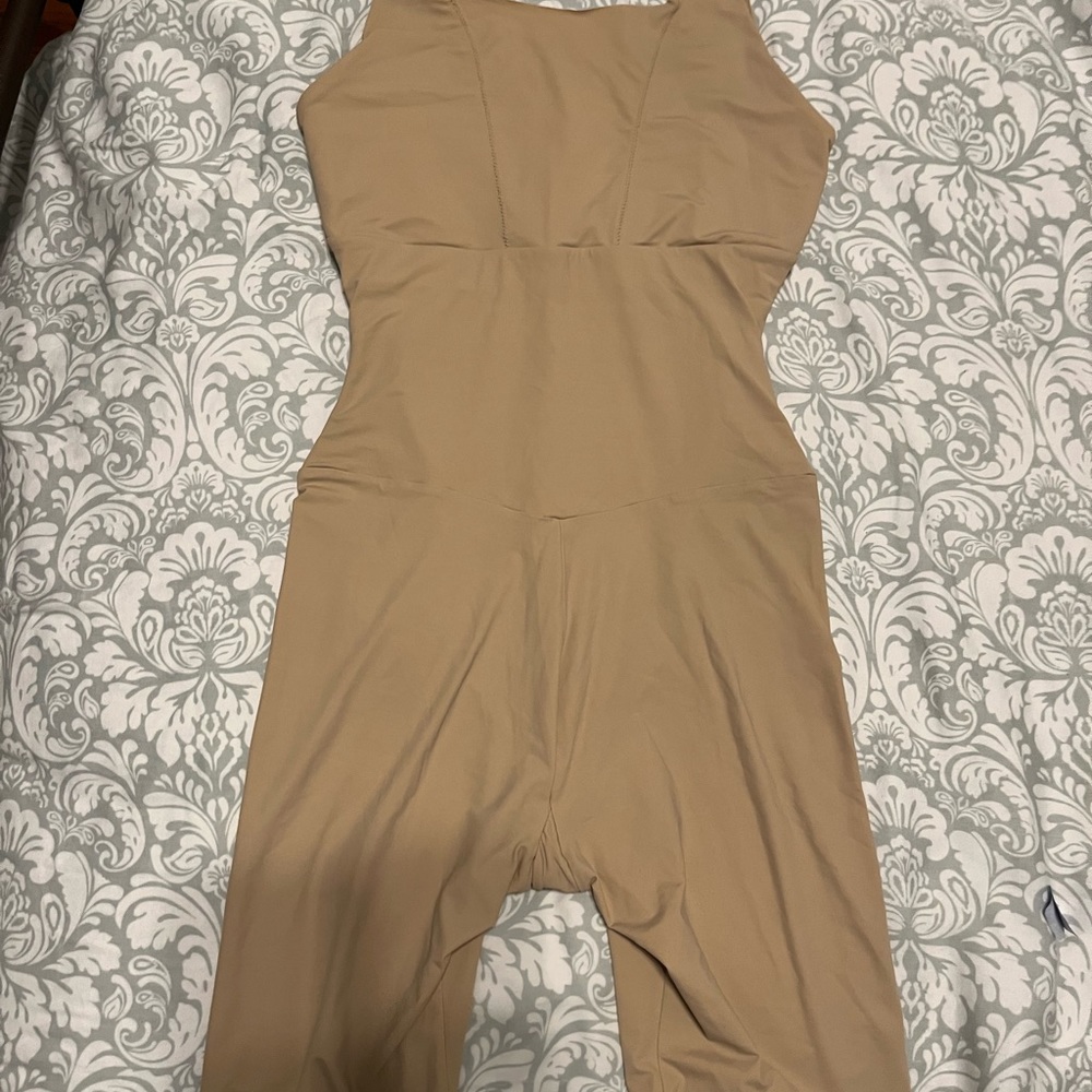 Shapewear slimming bodysuit Self Expressions by Maidenform